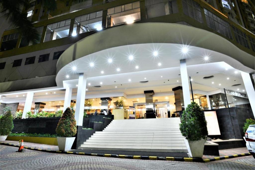 Great Western Hotel & Resort Serpong - Tangerang Exterior photo